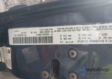 2001 Plymouth Neon Highline z USA, uszkodzony, nr VIN 1P3AS46C11D304147